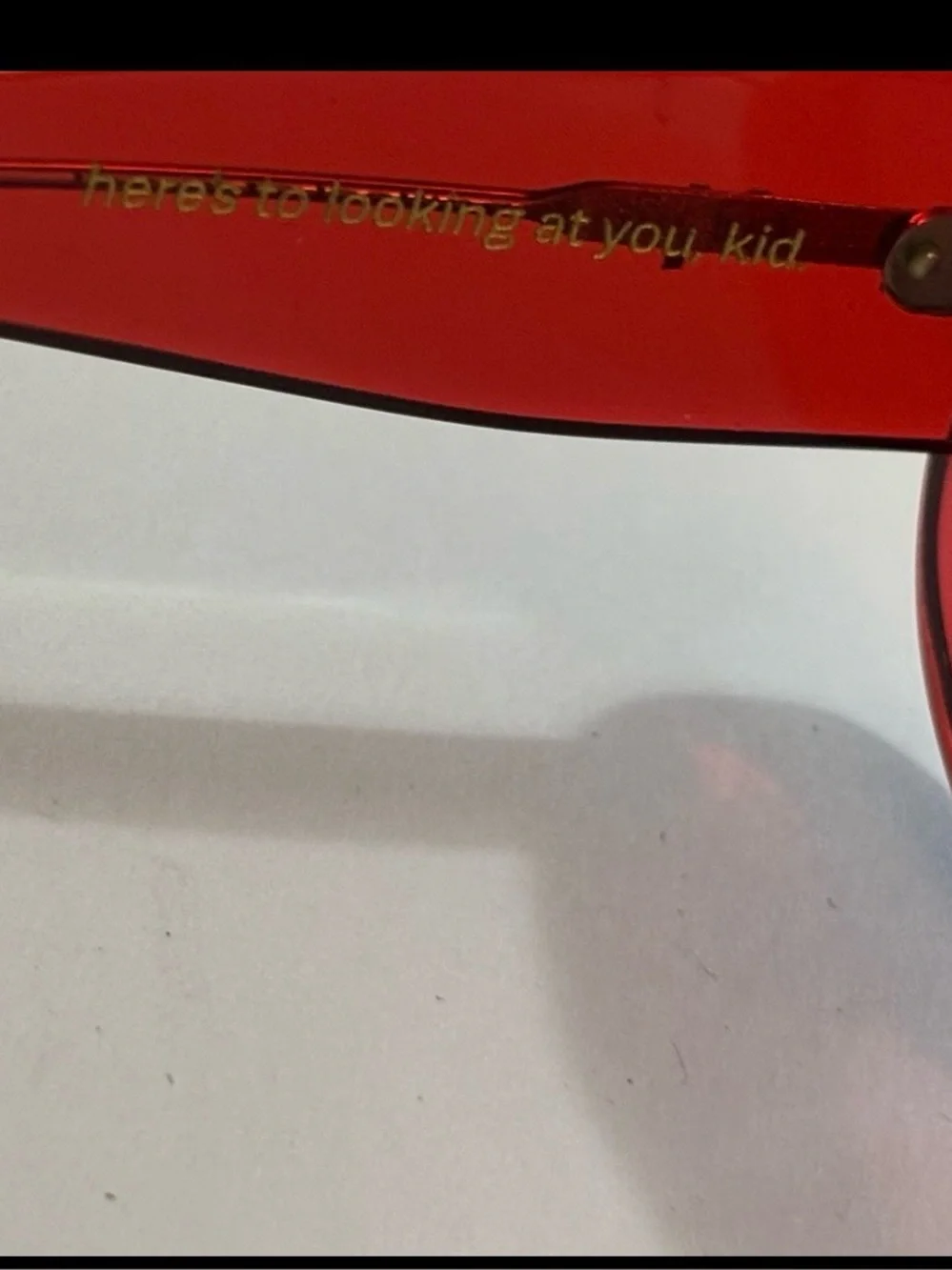 MUSU bold red